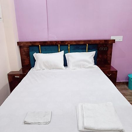 Hotel A R S Rooms & Banquet パトナー エクステリア 写真